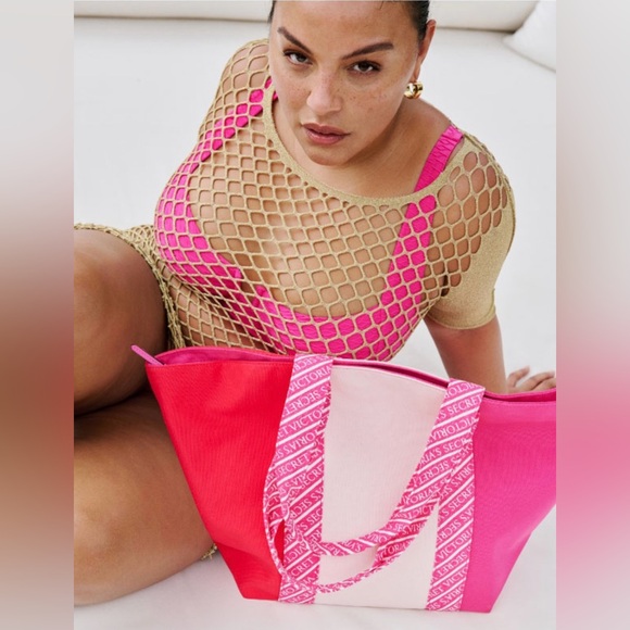 Victoria’s Secret Colorblock Tote - Picture 3 of 6